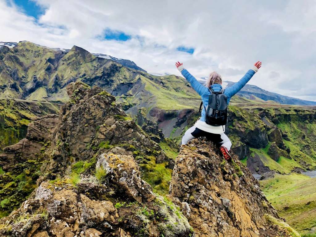 reasons to visit iceland hiking