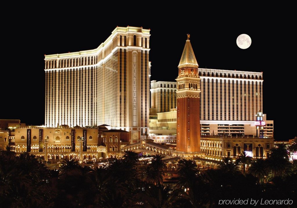 reasons-to-visit-las-vegas-hotel