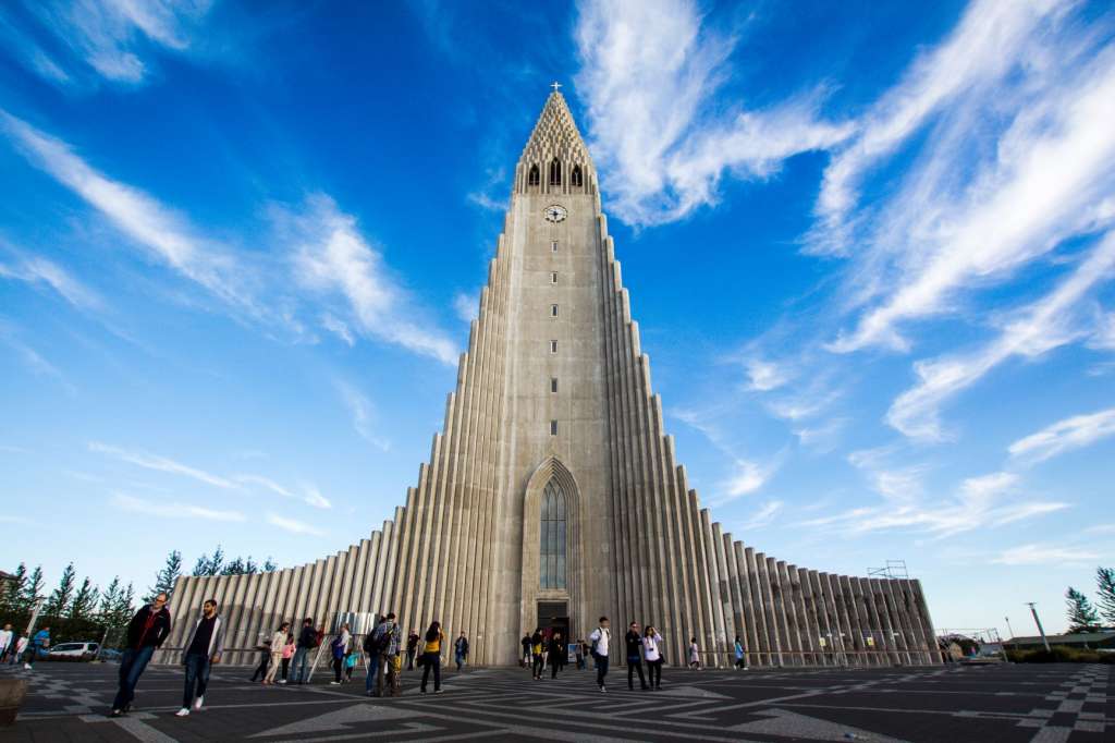 reasons-to-visit-rekjavik-churck