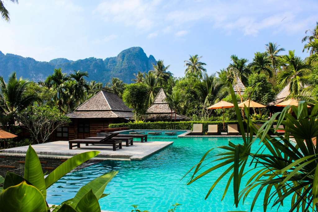 reasons-to-visit-thailand-hotels