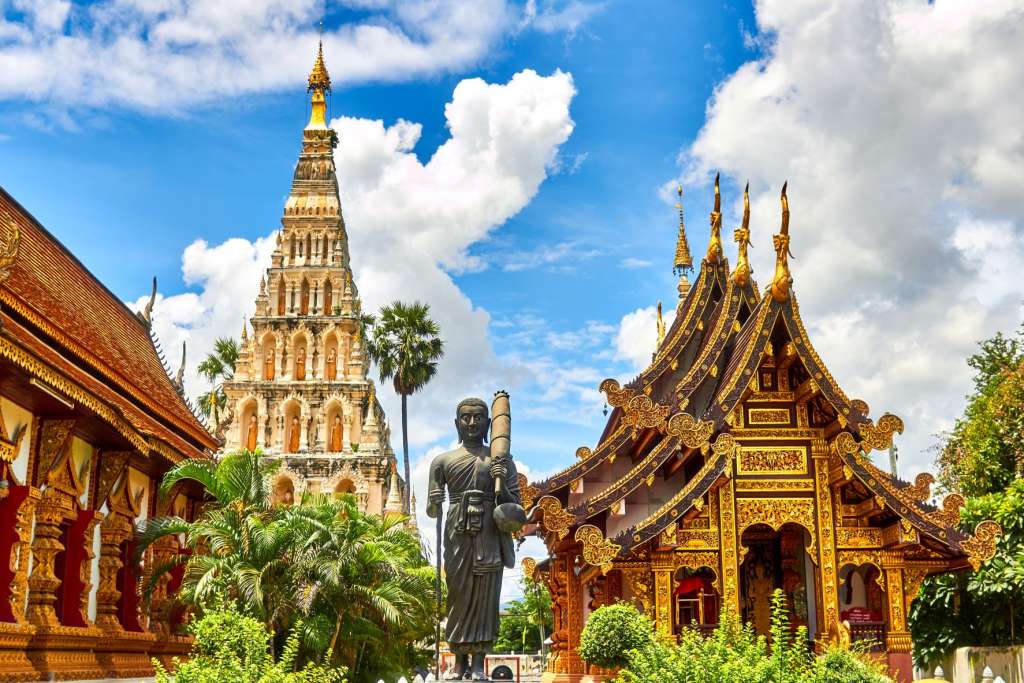 reasons-to-visit-thailand-temple