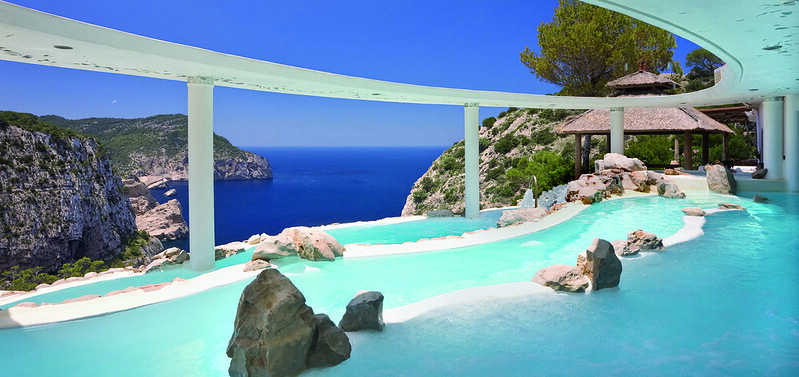 reasons-to-visit-ibiza-retreat